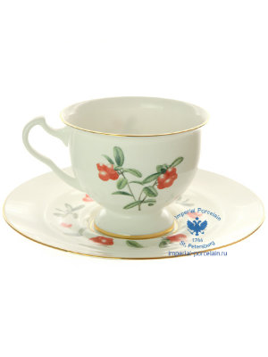 Чашка с блюдцем чайная форма Айседора рисунок Брусника